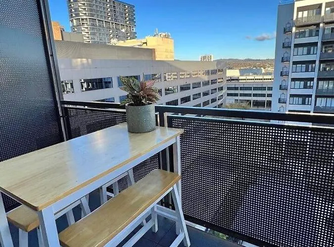 Industrial Yet Modern, 1Bd 1Bth Apt - Woden