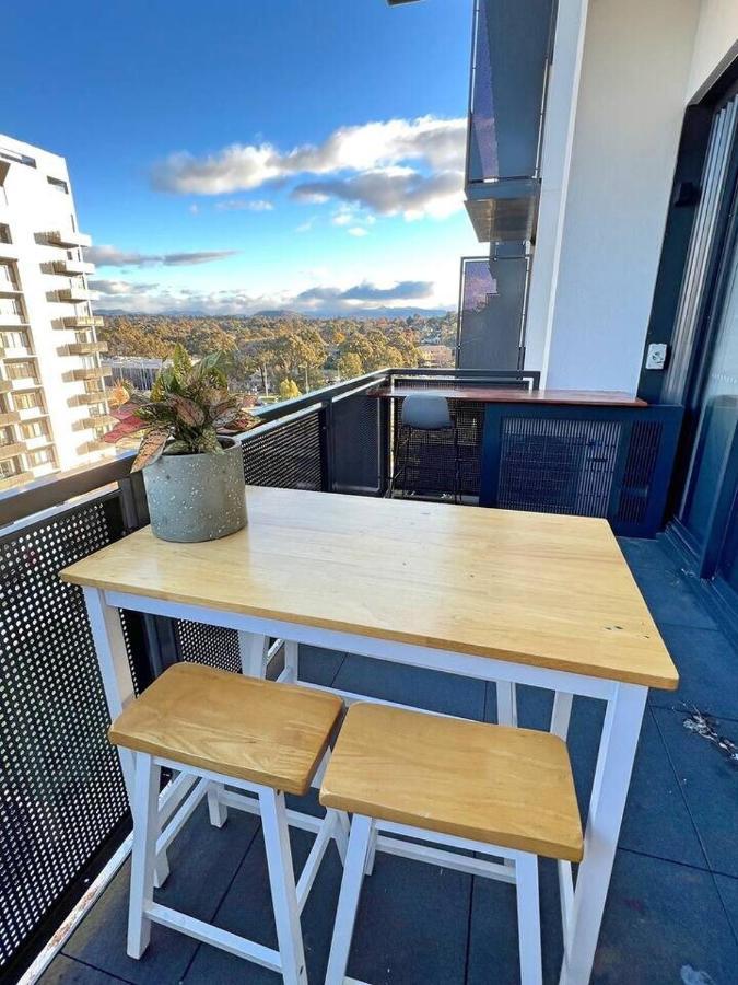 Apartment Industrial Yet Modern, 1bd 1bth - Woden Phillip