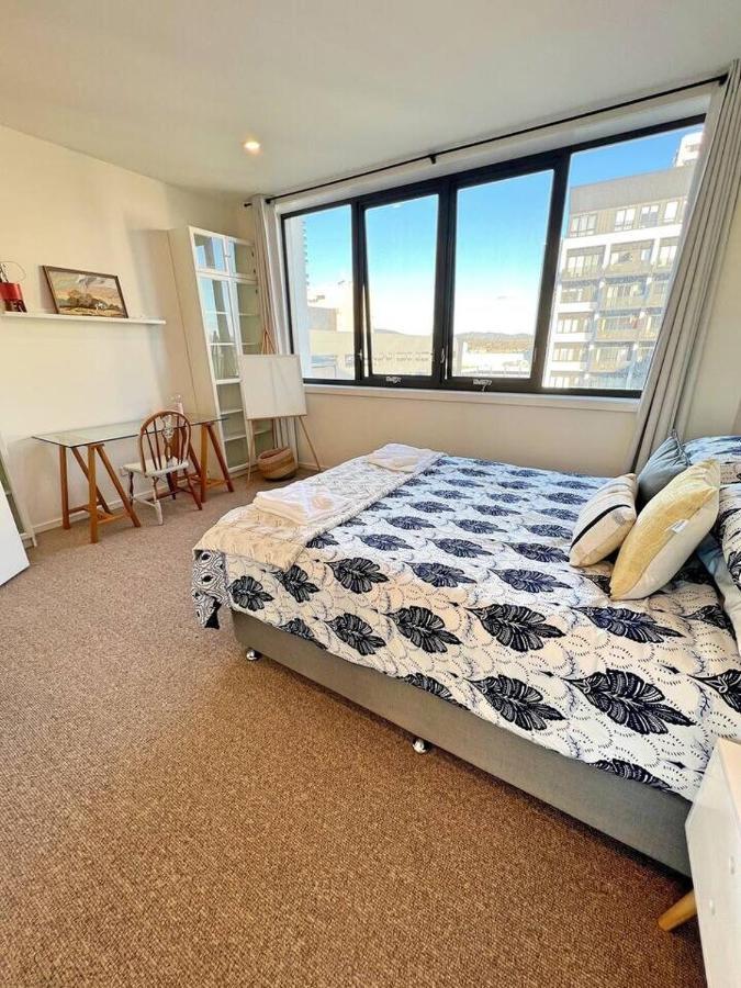 Industrial Yet Modern, 1bd 1bth - Woden Apartment